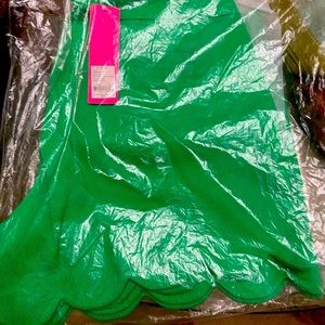 Lilly Pulitzer Buttercup Stretch Shorts